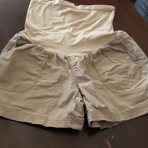 Maternity shorts